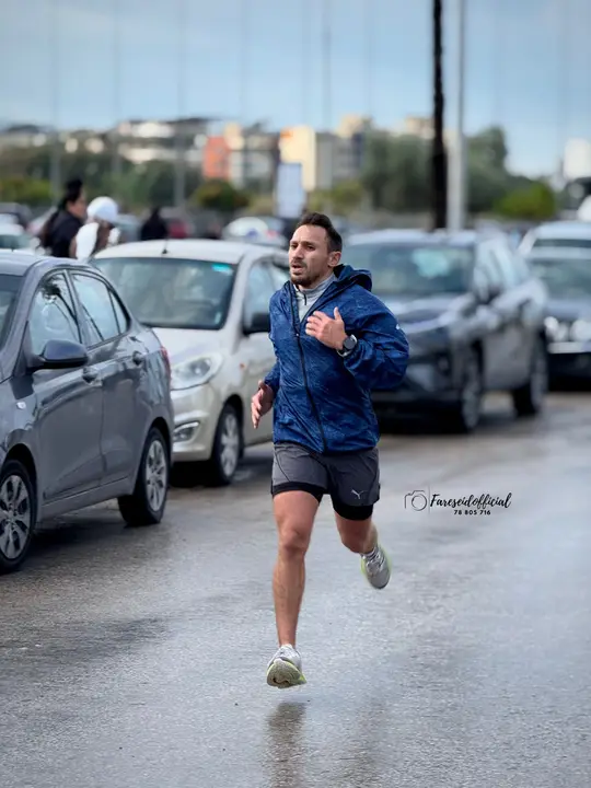 Winter Tripoli Run participants on the race route